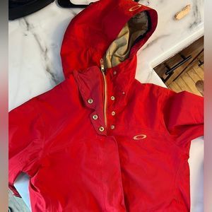 Women’s Small Oakley Zip Up Ski Jacket, Goretex Waterproof Winter snow MSRP $200